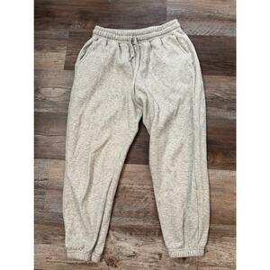 Fabletics cropped sweatpants in gray sz large